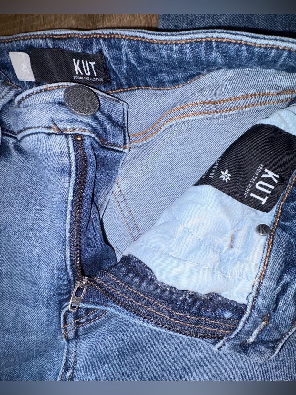 Kut From The Kloth Straight Leg Jeans - Picture 4 of 4